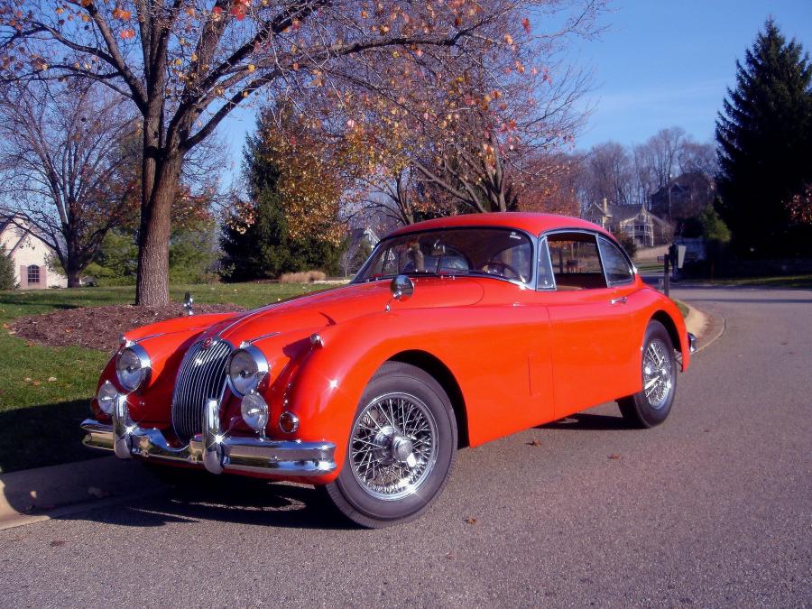  Jaguar XK150 Fixed Head Coupe 1959 года  (фото 1 из 6)